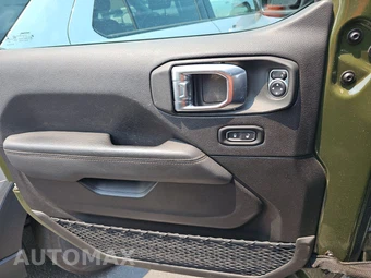 2023 Jeep Wrangler Rubicon 392 - miniatura 9