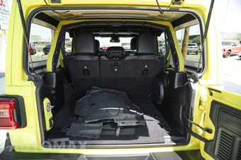 2023 Jeep Wrangler Rubicon 392 - miniatura 9