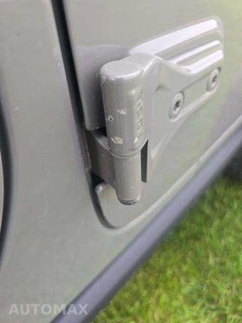 2023 Jeep Wrangler Rubicon 392 - miniatura 23