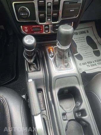 2023 Jeep Wrangler Rubicon 392 - miniatura 34