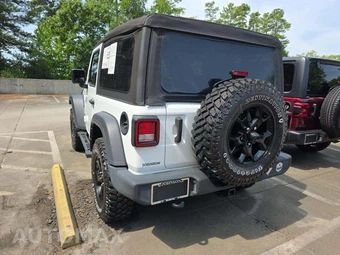 2023 Jeep Wrangler Willys - miniatura 2
