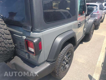 2023 Jeep Wrangler Willys Sport - miniatura 3