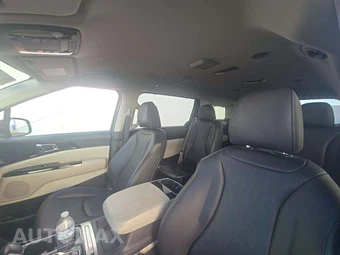 2023 Kia Carnival MPV EX 121.7" WB - miniatura 8
