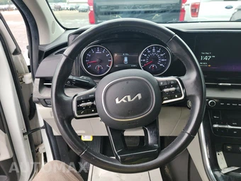 2023 Kia Carnival MPV EX 121.7" WB - miniatura 10