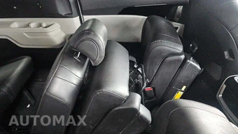 2023 Kia Carnival MPV EX 121.7" WB - miniatura 20