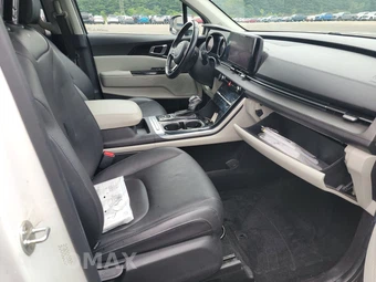 2023 Kia Carnival MPV EX 121.7" WB - miniatura 8