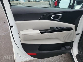2023 Kia Carnival MPV EX 121.7" WB - miniatura 9