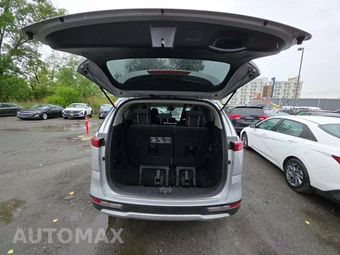 2023 Kia Carnival MPV LX 121.7" WB - miniatura 15