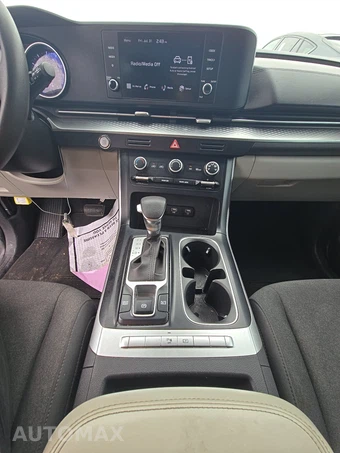 2023 Kia Carnival MPV LX 121.7" WB - miniatura 11