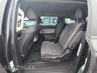 2023 Kia Carnival MPV LX 121.7" WB - miniatura 13