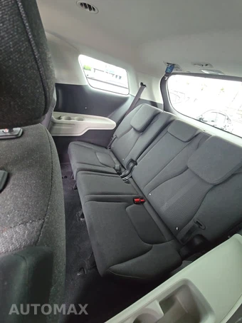 2023 Kia Carnival MPV LX 121.7" WB - miniatura 14