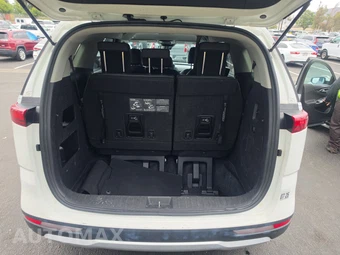 2023 Kia Carnival MPV LX w/ Seat Package 121.7" WB - miniatura 17