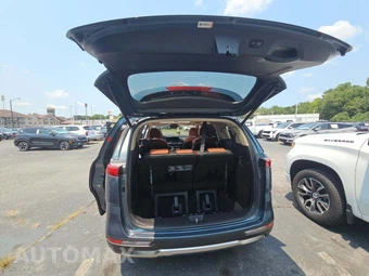 2023 Kia Carnival MPV SX Prestige 121.7" WB - miniatura 15