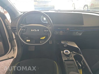 2023 Kia EV6 GT - miniatura 11
