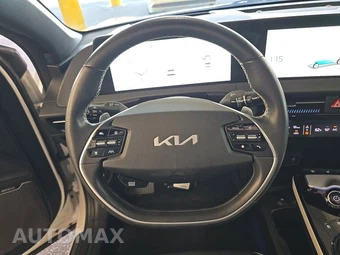 2023 Kia EV6 GT-Line – miniatura 10
