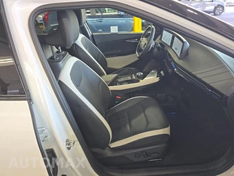 2023 Kia EV6 GT-Line – miniatura 8