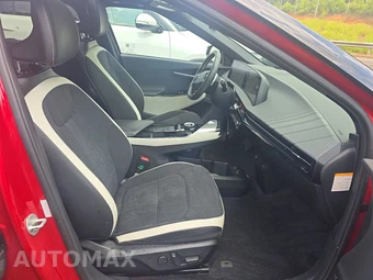 2023 Kia EV6 GT-Line – miniatura 8