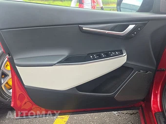 2023 Kia EV6 GT-Line – miniatura 9