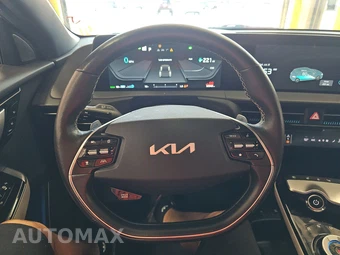 2023 Kia EV6 GT-Line – miniatura 10