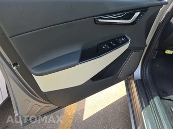 2023 Kia EV6 GT-Line – miniatura 9
