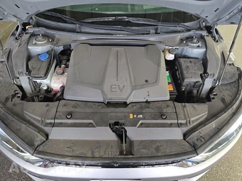 2023 Kia EV6 GT-Line - miniatura 15