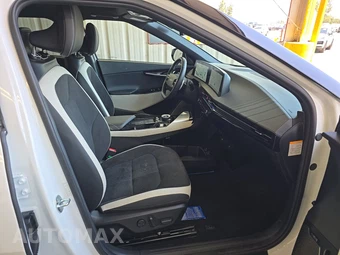 2023 Kia EV6 GT-Line - miniatura 8