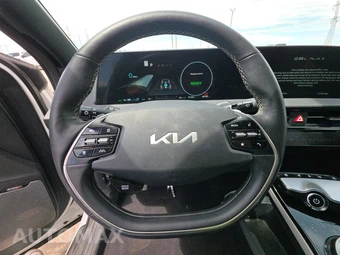 2023 Kia EV6 GT-Line - miniatura 10