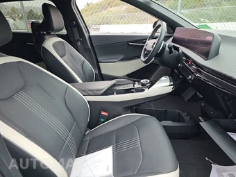 2023 Kia EV6 GT-Line - miniatura 8
