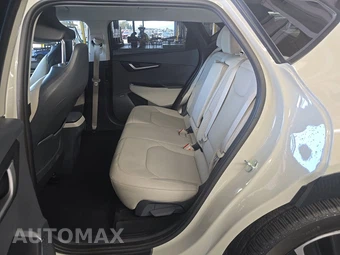 2023 Kia EV6 Wind - miniatura 13