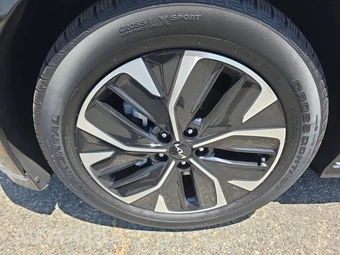 2023 Kia EV6 Wind - miniatura 17