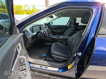 2023 Kia EV6 Wind – miniatura 6