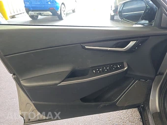 2023 Kia EV6 Wind - miniatura 9