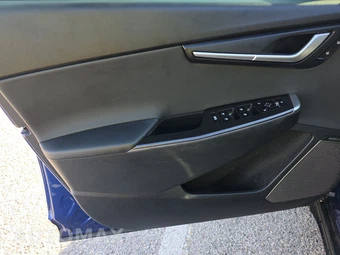2023 Kia EV6 Wind - miniatura 9