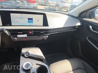 2023 Kia EV6 Wind – miniatura 11