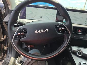 2023 Kia EV6 Wind – miniatura 10