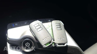 2023 Kia EV6 Wind - miniatura 19