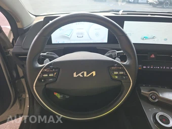 2023 Kia EV6 Wind - miniatura 10