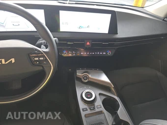 2023 Kia EV6 Wind - miniatura 11