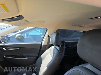 2023 Kia EV6 Wind – miniatura 17