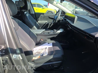 2023 Kia EV6 Wind – miniatura 8