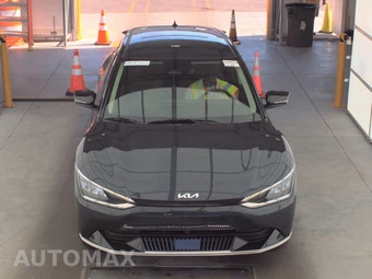 2023 Kia EV6 Wind – miniatura 2