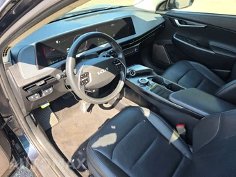 2023 Kia EV6 Wind – miniatura 7