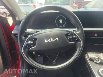 2023 Kia EV6 Wind - miniatura 10