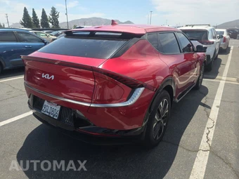 2023 Kia EV6 Wind - miniatura 4