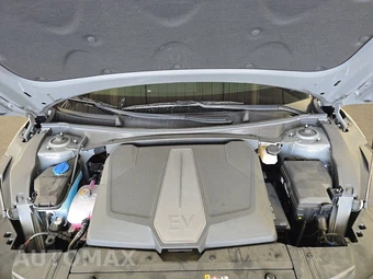 2023 Kia EV6 Wind - miniatura 15