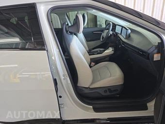 2023 Kia EV6 Wind – miniatura 8