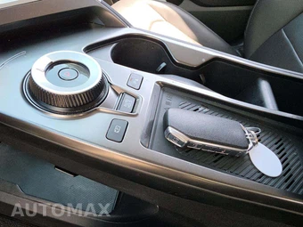2023 Kia EV6 Wind - miniatura 5
