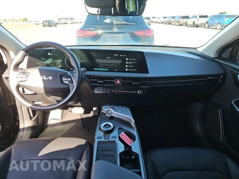2023 Kia EV6 Wind - miniatura 11