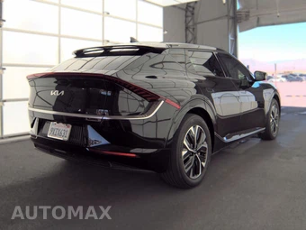 2023 Kia EV6 Wind - miniatura 4