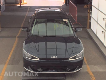 2023 Kia EV6 Wind - miniatura 2